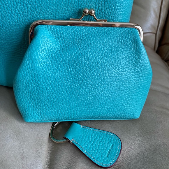 Dooney & Bourke Belvedere & Kisslock Wallet Spearmint/Tiffany Leather - Picture 10 of 15